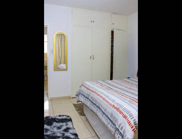 2 BEDROOM APARTMENT FOR SALE IN SUNNYSIDE